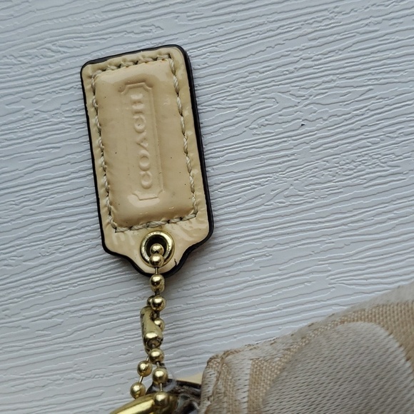 Coach Vintage Y2K Tan Bronze Yellow Classic C Monogram Crossbody Purse - Picture 3 of 12